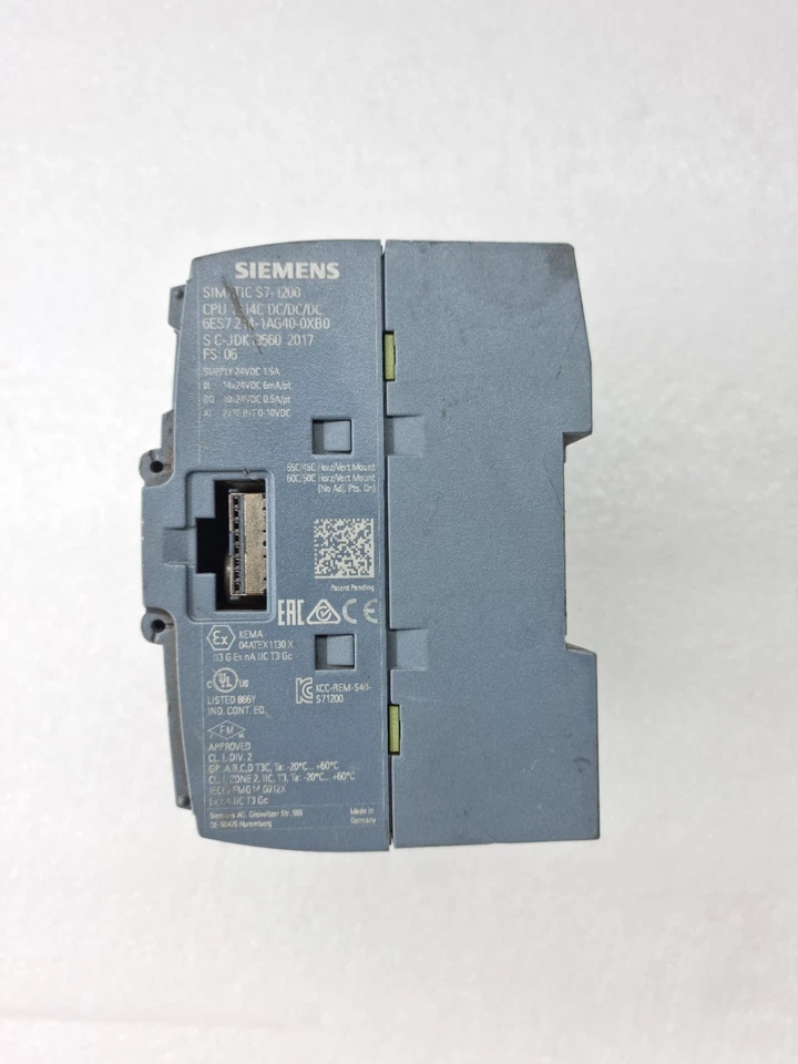 SIEMENS 6ES7 214-1AG40-0XB0 S7-1200 CPU 1214C DC/DC/DC (Error Blink as Video)